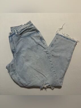 Old Navy Light Blue Straight-Leg Jeans with Frayed Hem